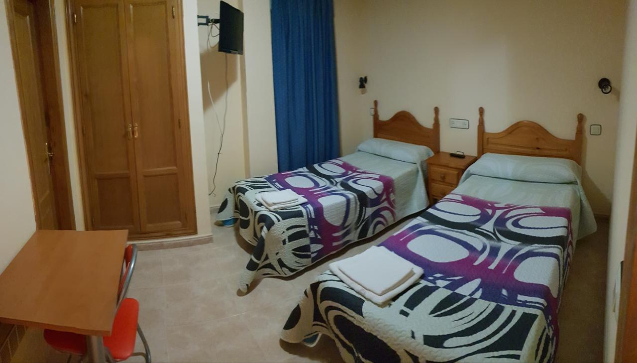 Hostal El Busto 特鲁埃尔 外观 照片